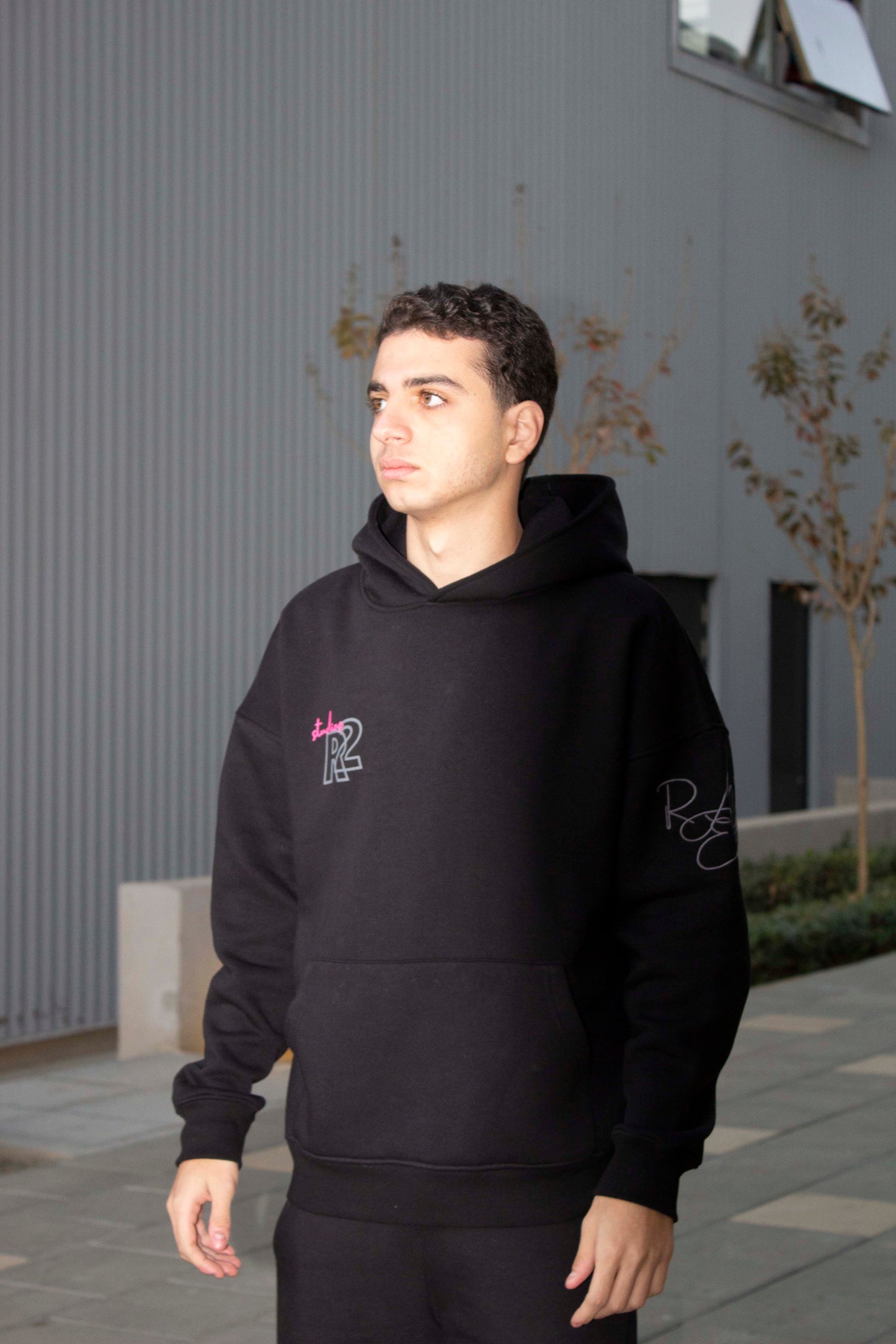 Raye2 Controlled Boxy Hoodie - Black