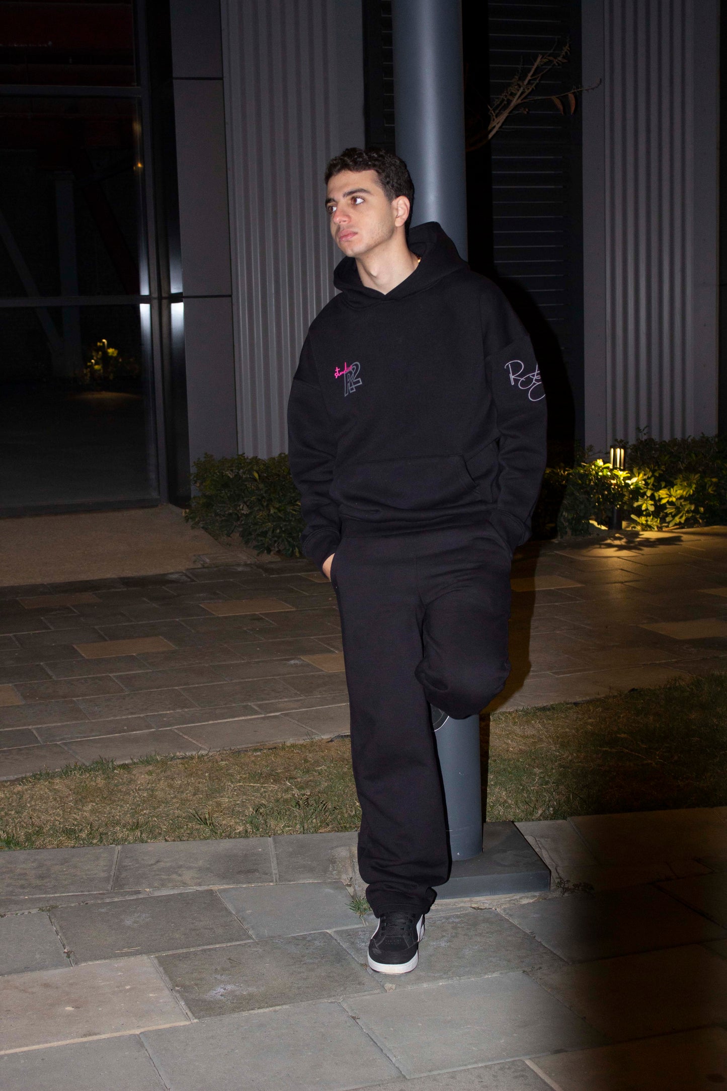 Raye2 Controlled Boxy Hoodie - Black